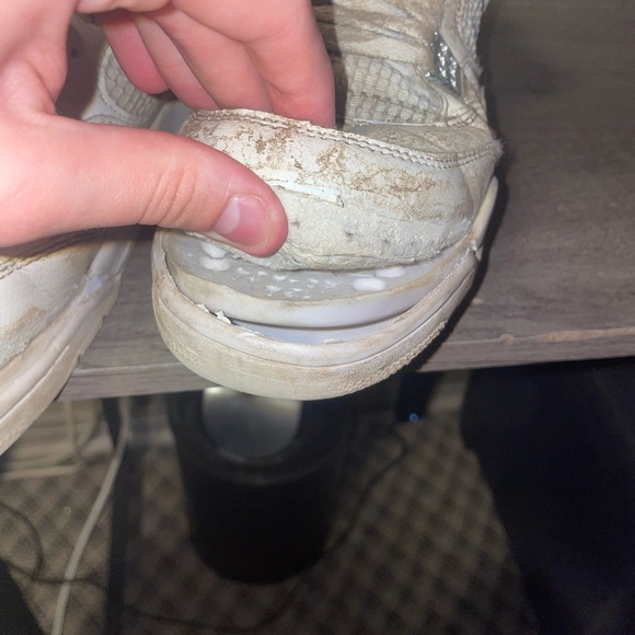 Air Jordan 4 - Picture 5 of 6